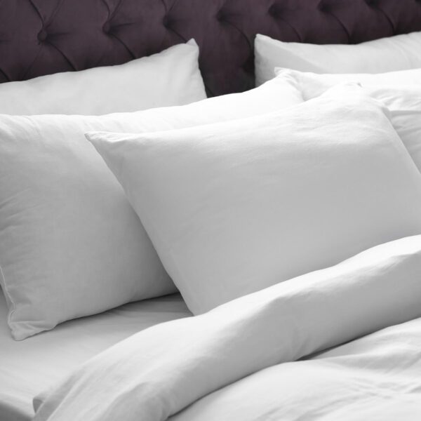 Linen, Pillows, Quilts